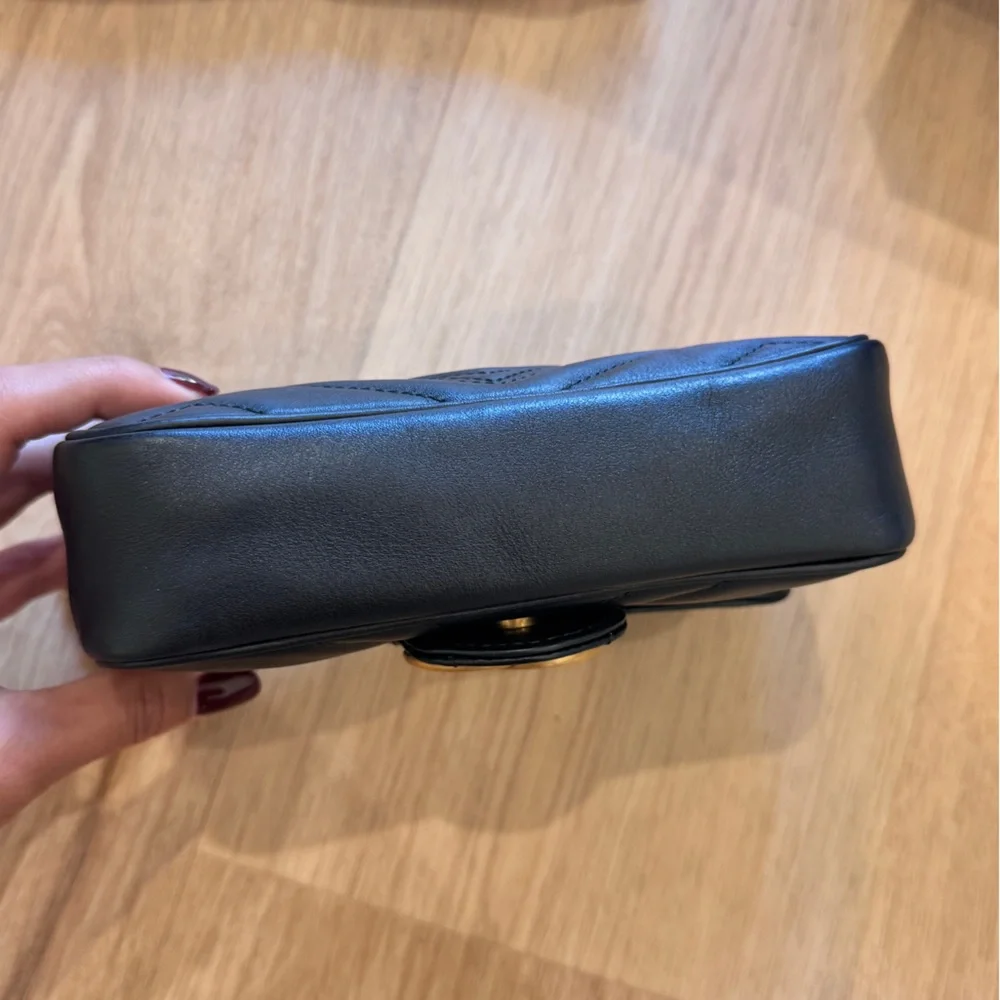Gucci Mini Marmont Bag - Picture 4 of 5